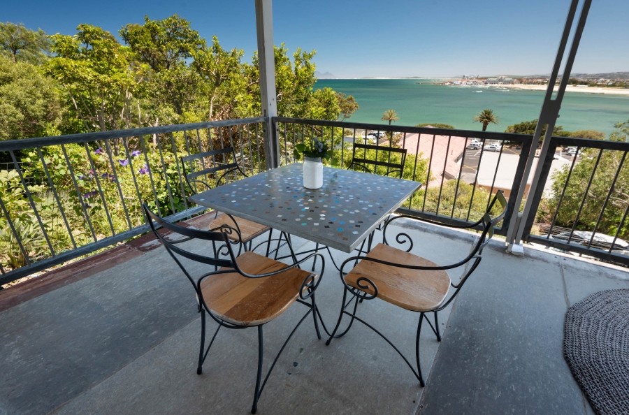 3 Bedroom Property for Sale in Gordons Bay Village Western Cape